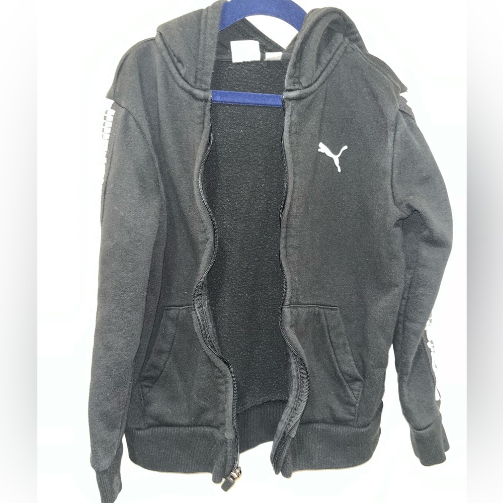Puma kids jacket with hoodie, size 6